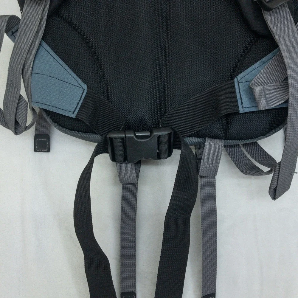 JanSport Equinox 33 Backpack Gray Technical Hiking Daypack Travel ISSUE